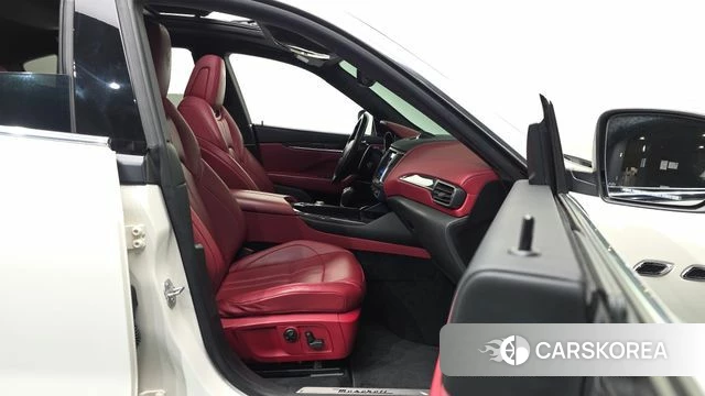 Maserati Levante 2018 Белый из Кореи, фото 2