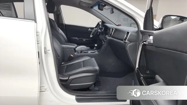 Kia Sportage 4th Generation 2018 Белый из Кореи, фото 2