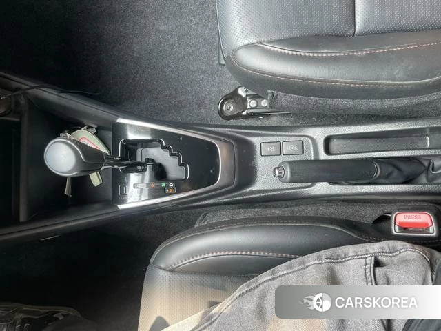 Toyota YARIS L Zhixuan 2022 Желтый из Китая, фото 2