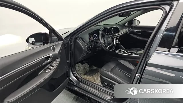 Hyundai Sonata (DN8) 2022 Серый из Кореи, фото 2