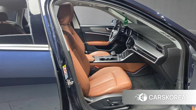 Audi A6 (C8) 2021 Синий из Кореи, фото 2