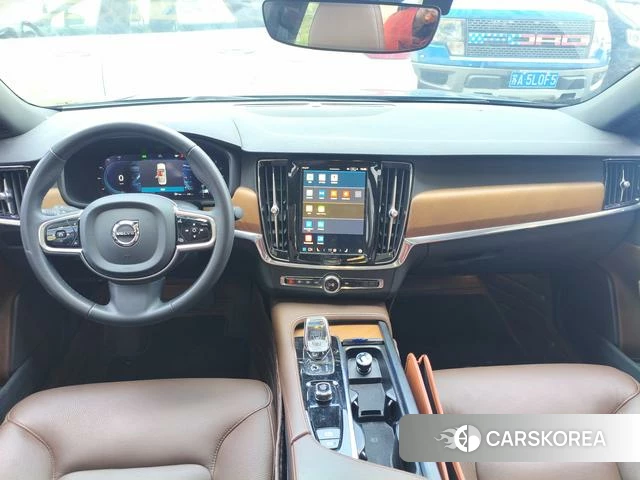 Volvo S90 2024 Черный из Китая, фото 2