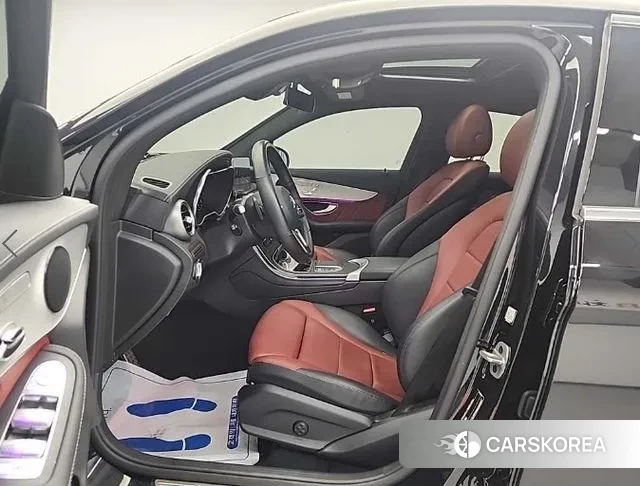 Mercedes-Benz GLC-Class X253 2023 Черный из Кореи, фото 2