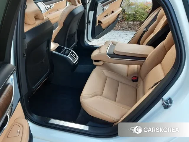 Volvo S90 2021 Белый из Кореи, фото 2