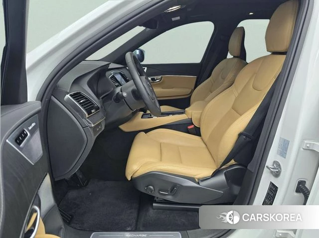 Volvo XC90 second Generation 2022 Белый из Кореи, фото 2