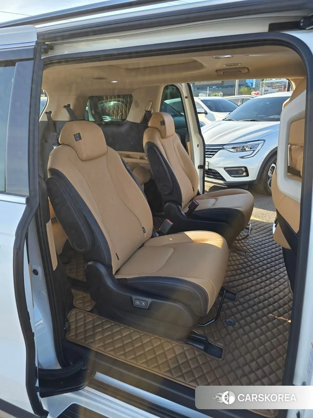 Kia The New Carnival 4th Generation 2023 Белый из Кореи, фото 2