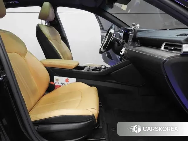 Kia K5 3rd generation 2021 Черный из Кореи, фото 2