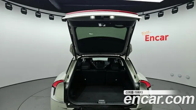 Kia EV6 2022 Жемчужный цвет из Кореи, фото 2