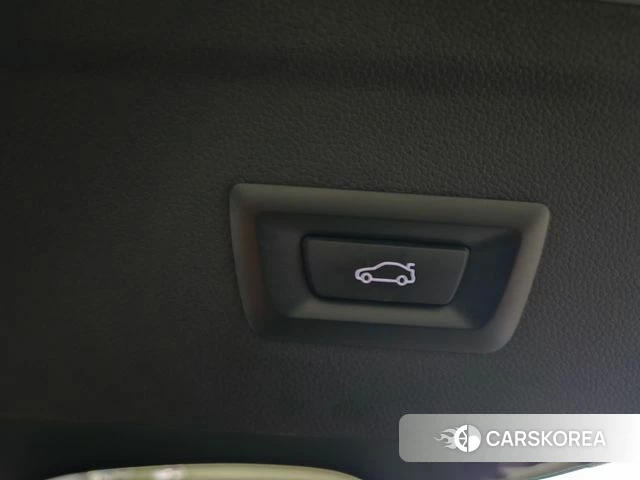 BMW iX 2023 Белый из Кореи, фото 2