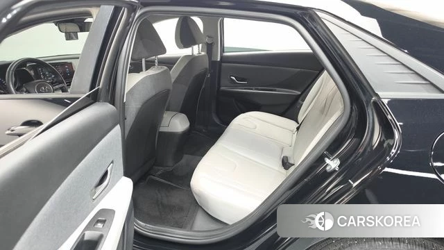 Hyundai Avante (CN7) 2021 Черный из Кореи, фото 2