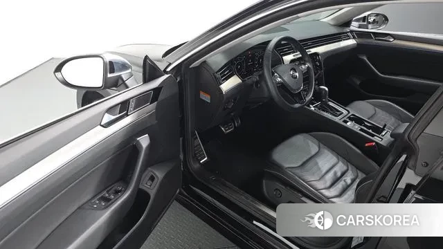 Volkswagen Arteon 2019 Белый из Кореи, фото 2