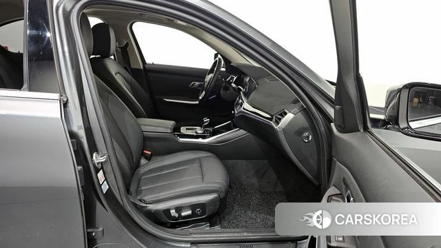 BMW 3 Series (G20) 2019 Серый из Кореи, фото 2