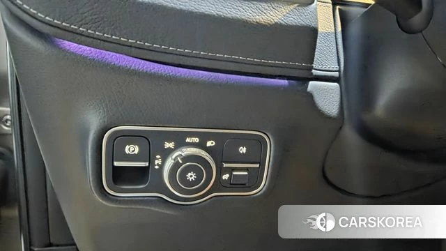 Mercedes-Benz G-Class W465 2024 Серебристо-серый из Кореи, фото 2