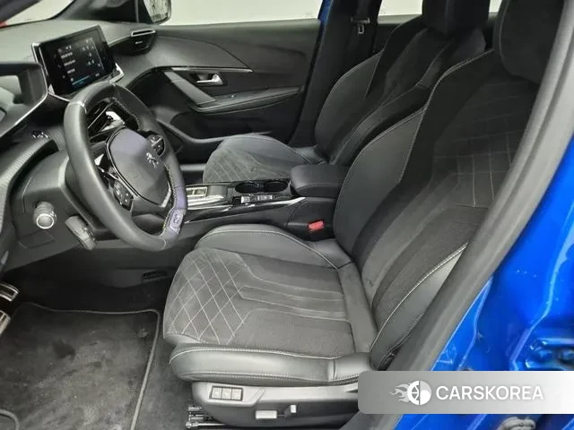 Peugeot e-208 second Generation 2023 Синий из Кореи, фото 2