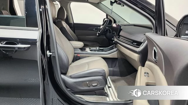 Kia The New Carnival 4th Generation 2024 Черный из Кореи, фото 2