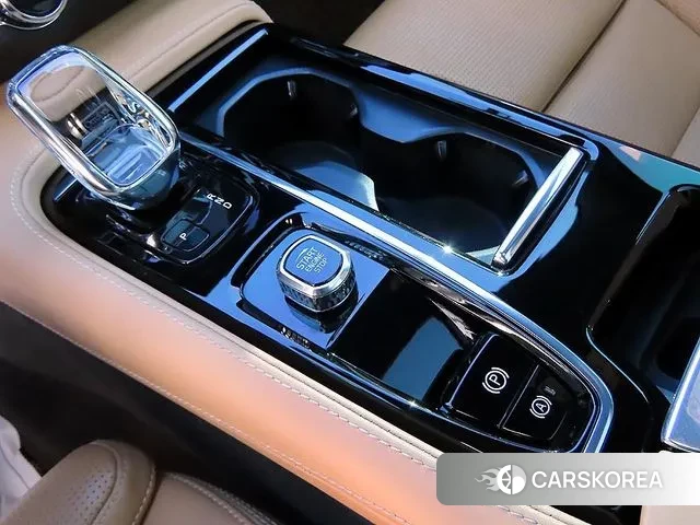 Volvo S90 2022 Белый из Кореи, фото 2