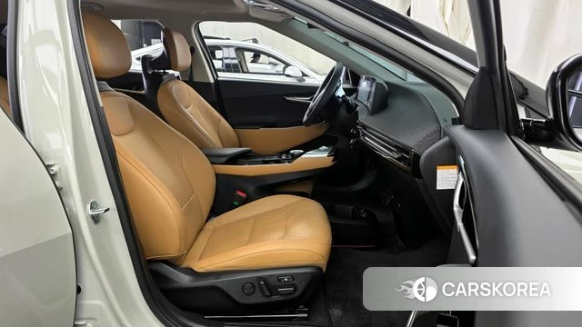 Kia EV6 2021 Жемчужный цвет из Кореи, фото 2