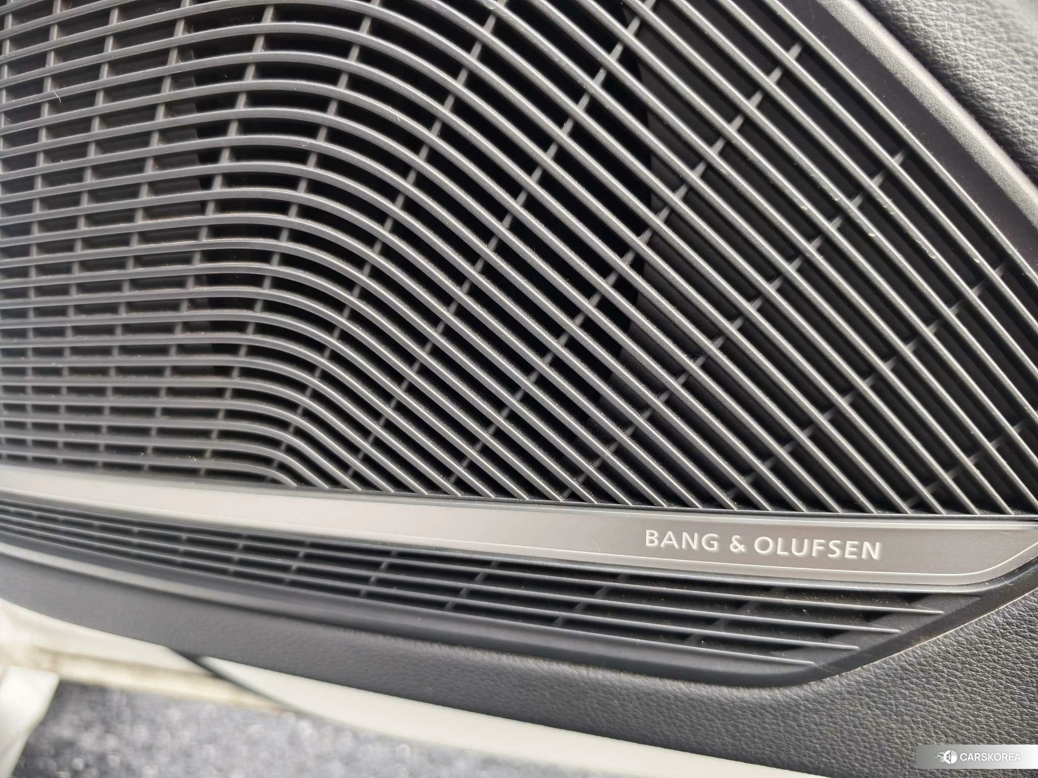 Audi A4L 2020 Белый из Китая, фото 2