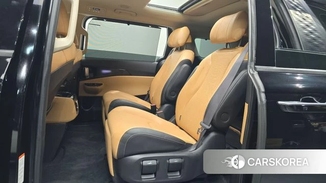 Kia Carnival 4th generation 2023 Черный из Кореи, фото 2