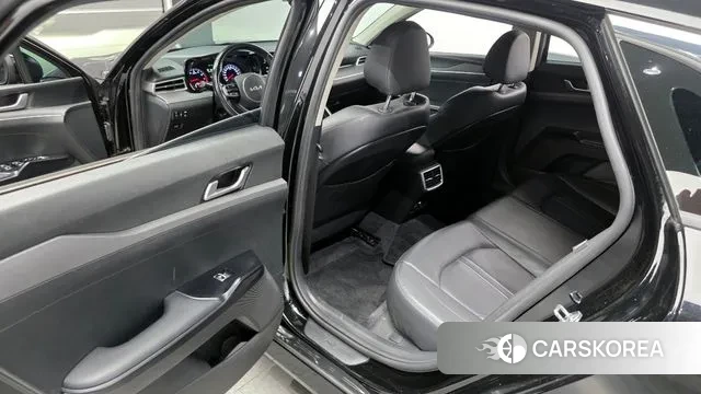 Kia K5 3rd generation 2021 Черный из Кореи, фото 2