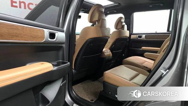 Hyundai Santa Fe (MX5) 2023 Серый из Кореи, фото 2