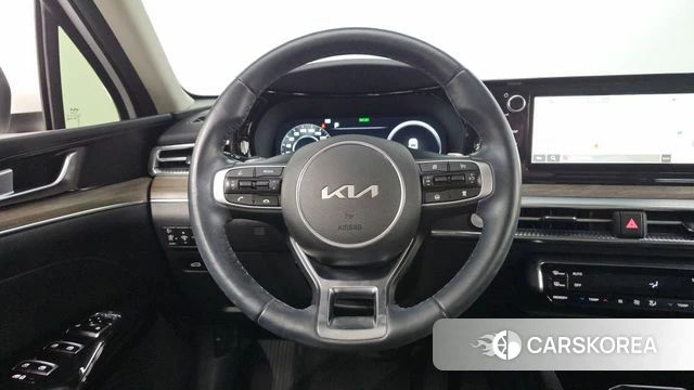 Kia K5 3rd generation 2022 Белый из Кореи, фото 2