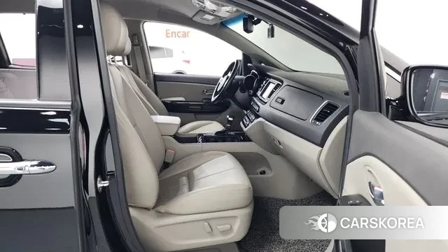 Kia All New Carnival 2018 Черный из Кореи, фото 2