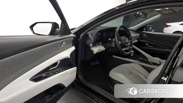 Hyundai Avante (CN7) 2021 Черный из Кореи, фото 2