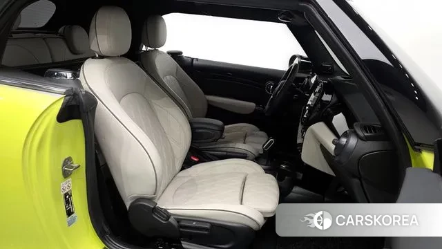 Mini Cooper S Convertible 2023 Светло-зеленый из Кореи, фото 2