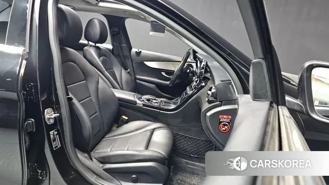 Mercedes-Benz C-Class W205 2020 Черный из Кореи, фото 2