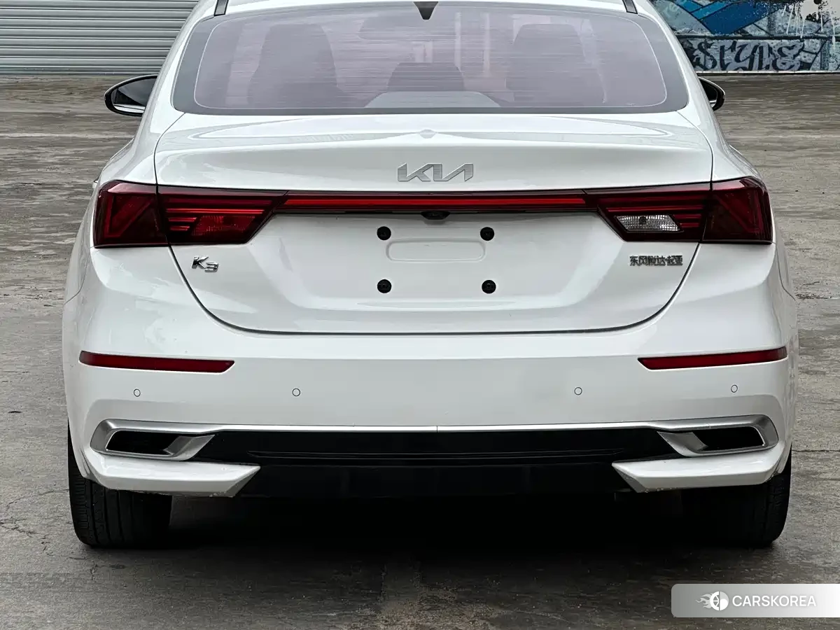 Kia K3 2021 Белый из Китая, фото 2