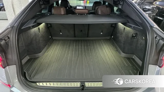 BMW 6 Series GT (G32) 2023 Серый из Кореи, фото 2