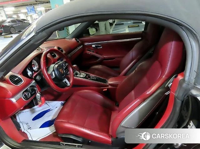 Porsche 718 Boxster 2019 Черный из Кореи, фото 2