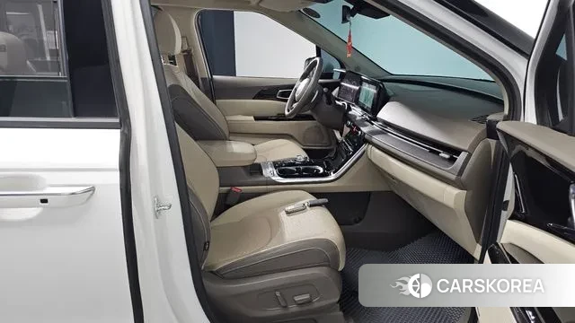 Kia Carnival 4th generation 2023 Белый из Кореи, фото 2