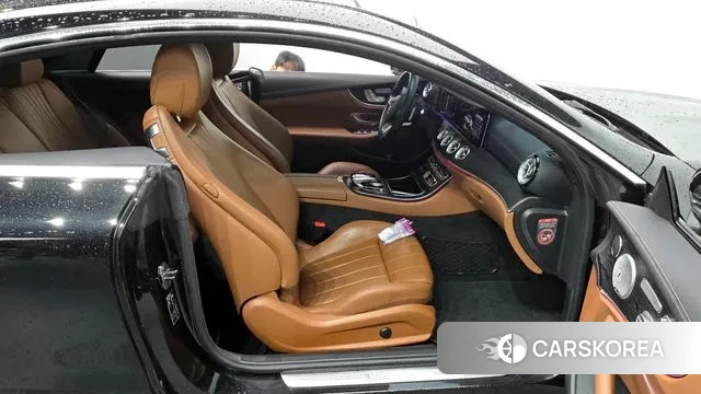 Mercedes-Benz E-Class W213 2018 Черный из Кореи, фото 2