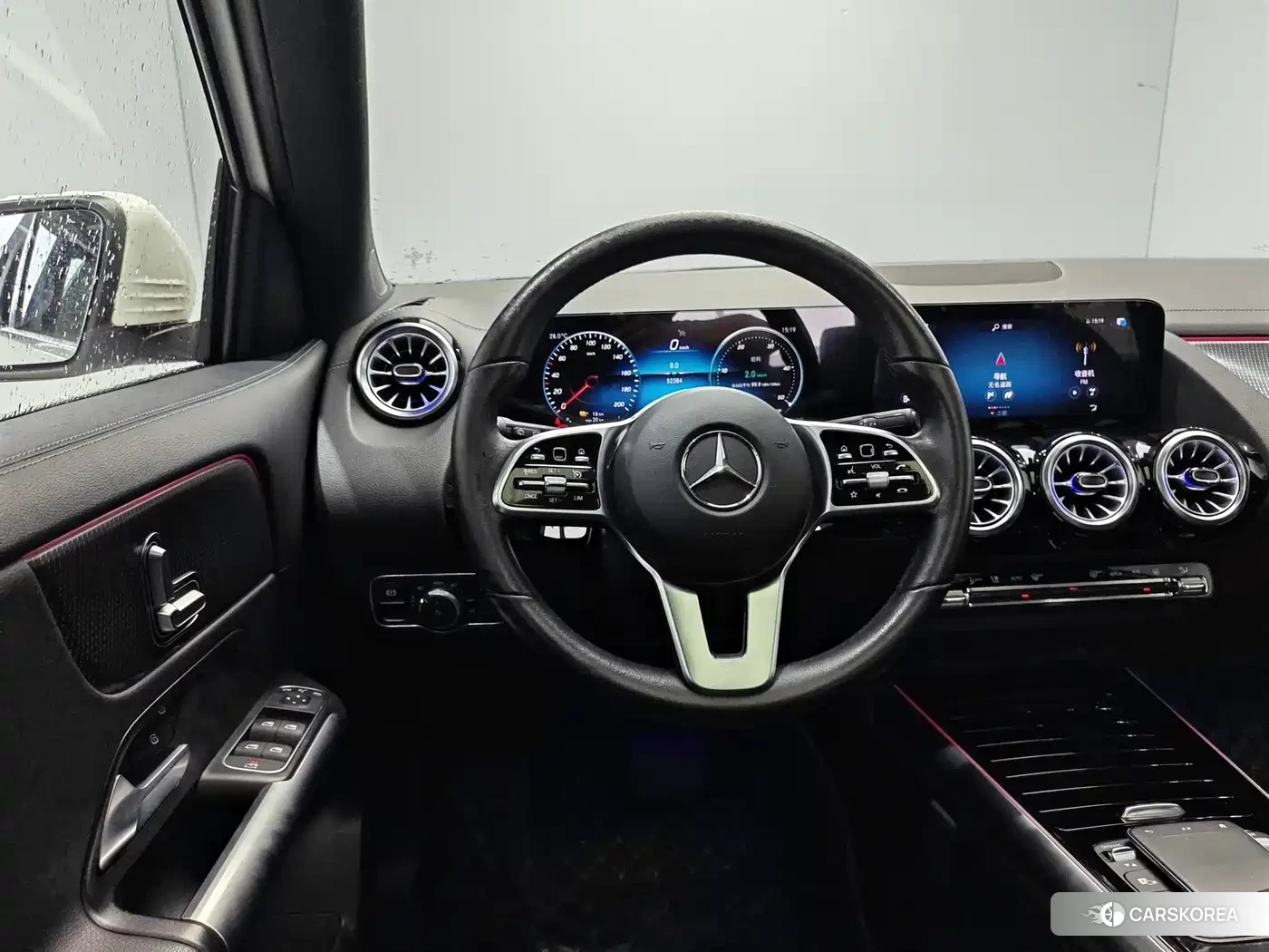 Mercedes-Benz EQA 2023 Белый из Китая, фото 2
