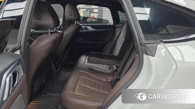 BMW i4 2023 Белый из Кореи, фото 2