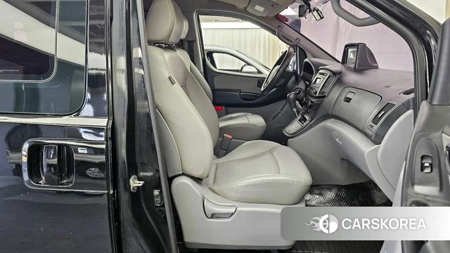 Hyundai The New Grand Starex 2019 Черный из Кореи, фото 2