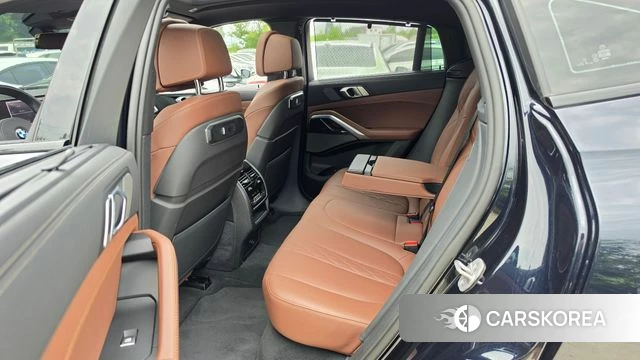 BMW X6 (G06) 2024 Черный из Кореи, фото 2