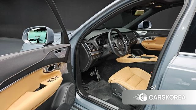 Volvo XC90 second Generation 2021 Светло-серебряный цвет из Кореи, фото 2