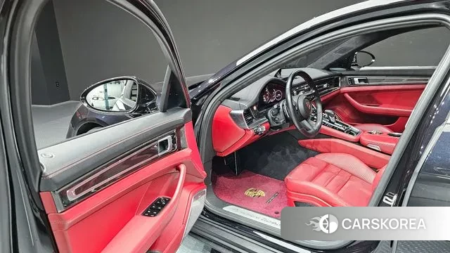 Porsche Panamera (971) 2021 Черный из Кореи, фото 2