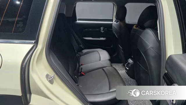 Mini Cooper Clubman 2020 Жемчужный цвет из Кореи, фото 2