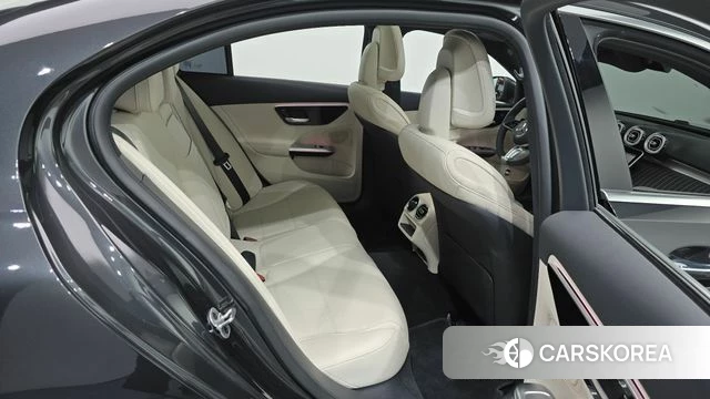 Mercedes-Benz C-Class W206 2025 Серый из Кореи, фото 2
