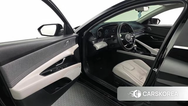 Hyundai Avante (CN7) 2020 Черный из Кореи, фото 2