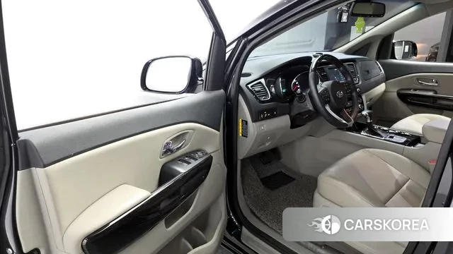 Kia The New Carnival 2019 Серый из Кореи, фото 2