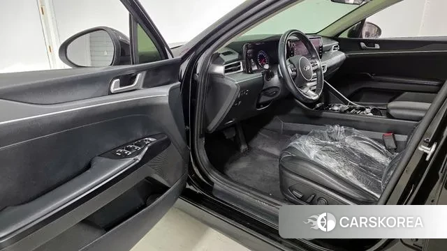 Kia K5 3rd generation 2021 Черный из Кореи, фото 2