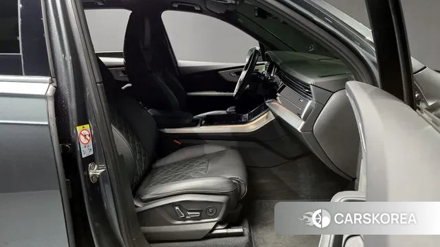 Audi Q7 (4M) 2022 Серый из Кореи, фото 2