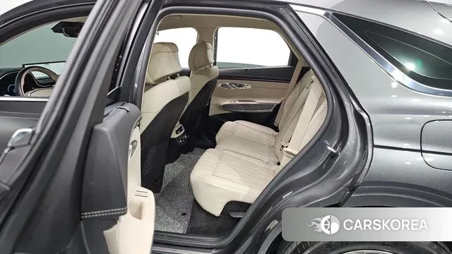 Genesis GV70 2022 Серый из Кореи, фото 2