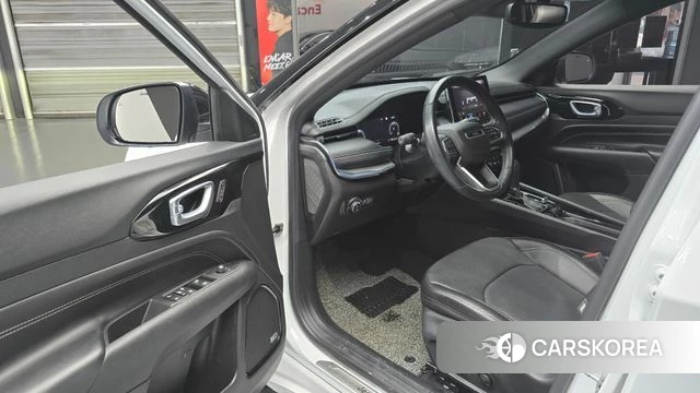 Jeep Compass 2nd Generation 2022 Белый из Кореи, фото 2