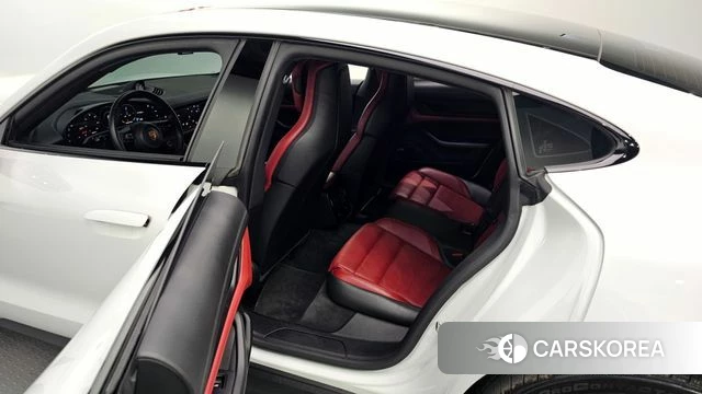Porsche Taycan 2022 Белый из Кореи, фото 2